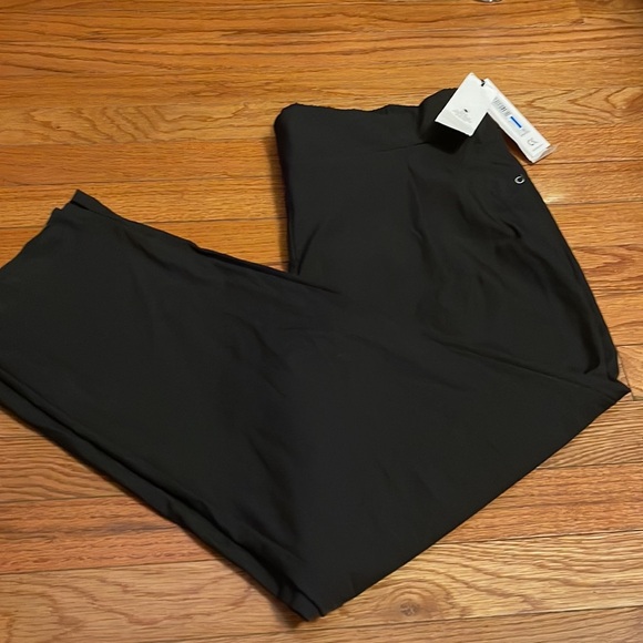 Calvin Klein Performance Sports Wear - Picture 2 of 5